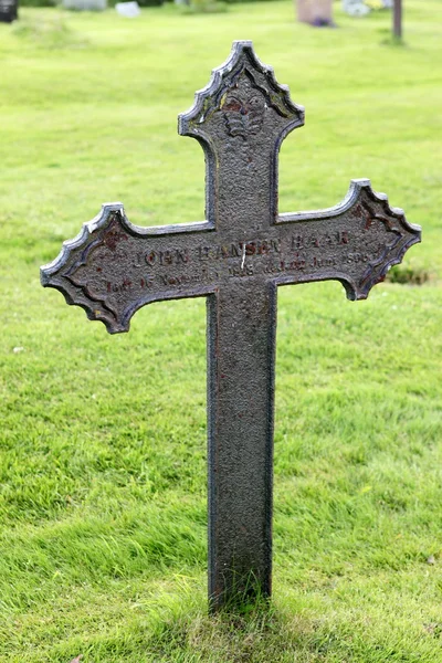 Grabstätte auf dem Friedhof von Norwegen — Stockfoto