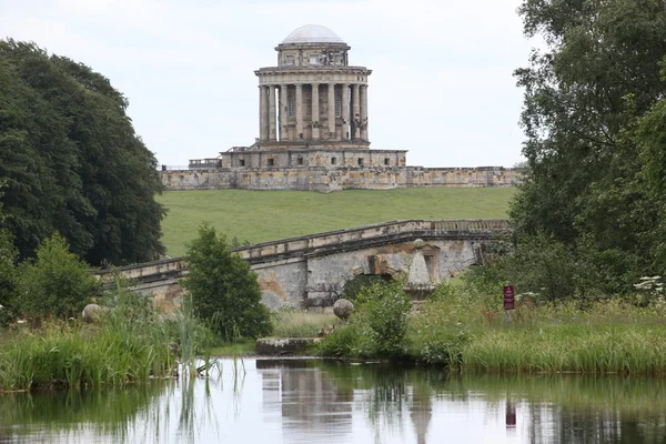 Mausoleum. Castle howard - yorkshire county, Engeland — Stockfoto