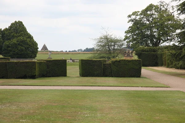 Bahçe yakın castle howard - yorkshire county, İngiltere — Stok fotoğraf