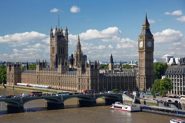 Casas do Parlamento em Londres, Reino Unido — Fotografia de Stock