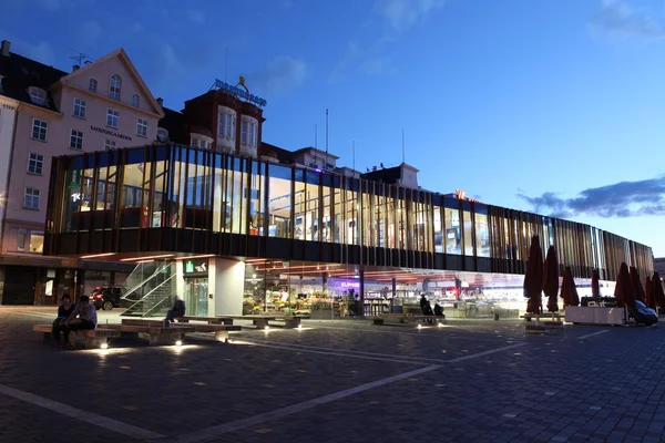 Noche Bergen, Noruega — Foto de Stock