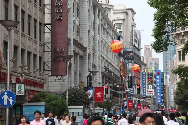 Auf den Straßen von Shanghai, China — Stockfoto