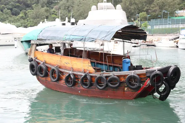 Barca a vela in Asia città, Hong Kong — Foto Stock