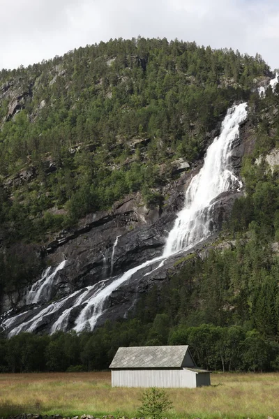 Wodospad vidfossen Norwegii — Zdjęcie stockowe