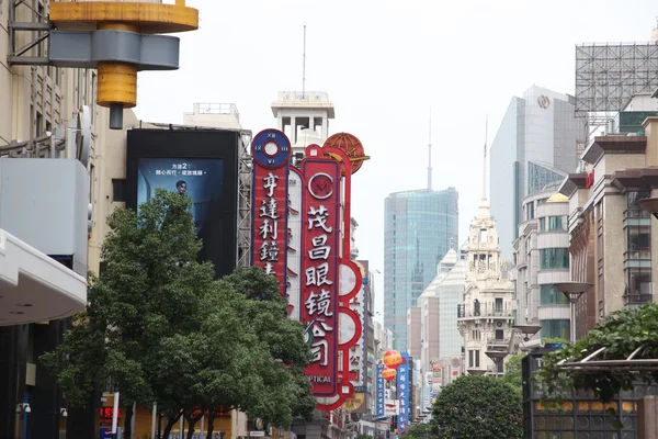 中国上海の路上で — ストック写真