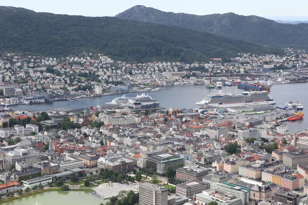 Uitzicht op Bergen vanaf Mount Floyen, Noorwegen — Stockfoto
