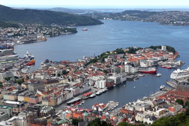 Norveç 'teki Floyen Dağı' ndan Bergen 'in görüntüsü
