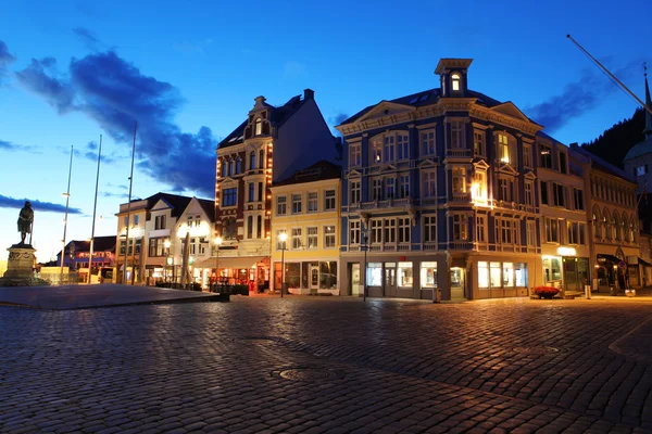 Nacht in bergen, Noorwegen — Stockfoto