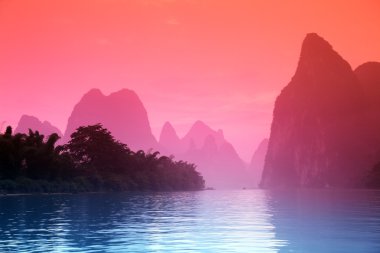 yangshuo, guangxi Eyaleti, chi li Nehri karstik Dağları