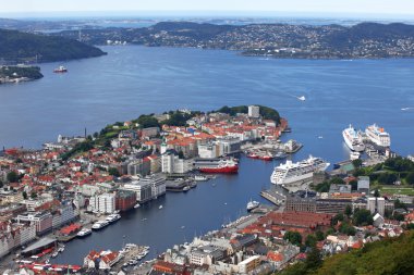 Norveç 'teki Floyen Dağı' ndan Bergen 'in görüntüsü