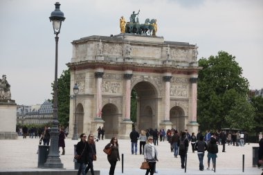 zafer kemer du atlıkarınca tuileries Gardens Paris