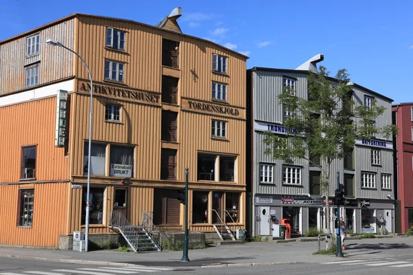 Casas típicas en Trondheim, Noruega — Foto de Stock