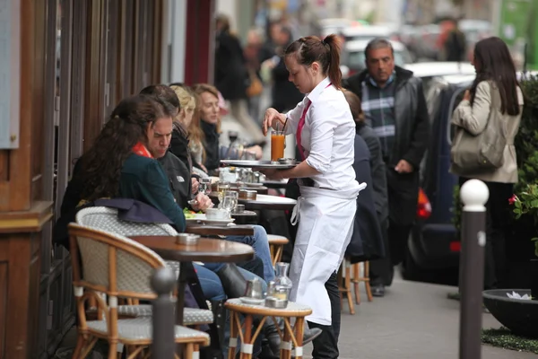 A Parigi caffetteria in strada — Foto Stock