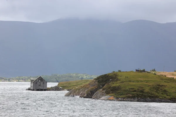 Rorbu Norveç sahillerinde — Stok fotoğraf