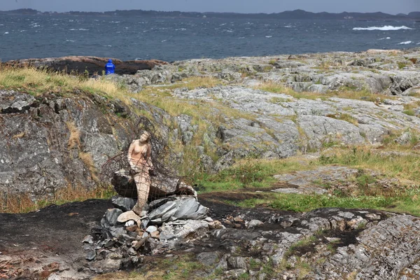 Norské pobřeží s kameny a skály — Stock fotografie