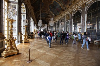 Louvre Müzesi