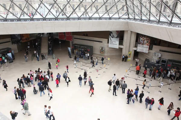 Louvre Müzesi — Stok fotoğraf