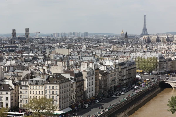 Parijs gezien vanaf de top van de toren van montparnasse — Stockfoto
