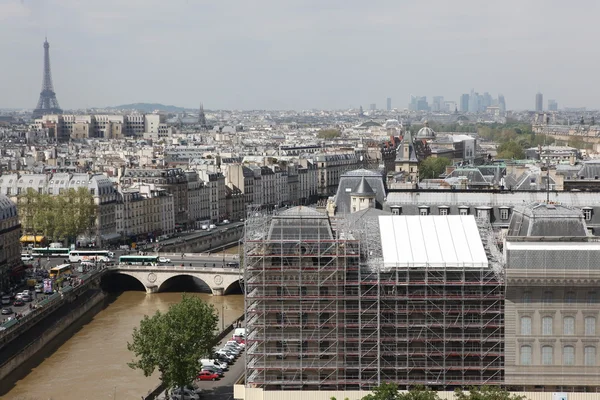 Paris von der Spitze des Montparnasse-Turms aus gesehen — Stockfoto