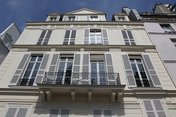 Building in Paris — Stock Photo, Image