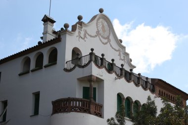 Barcelona'da bir binanın dış cephe