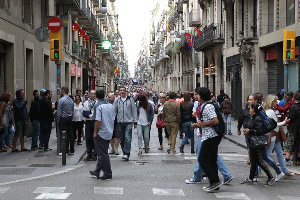 Toeristische straten in barcelona — Stockfoto