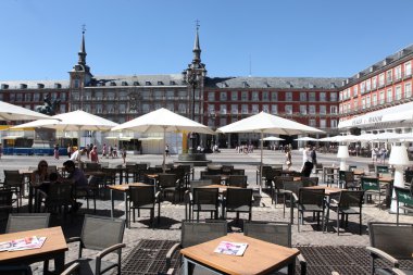 madrid şehrinde sokak Cafe