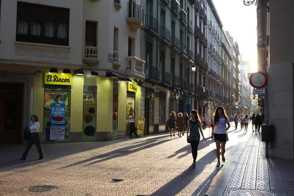 Straten van zaragoza, Spanje — Stockfoto