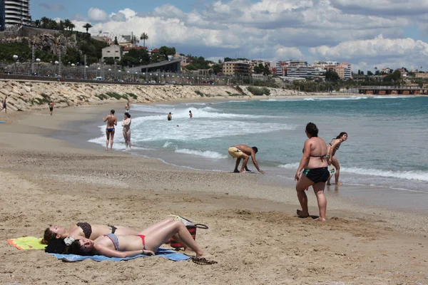Pihenés a sea beach, Spanyolország — Stock Fotó