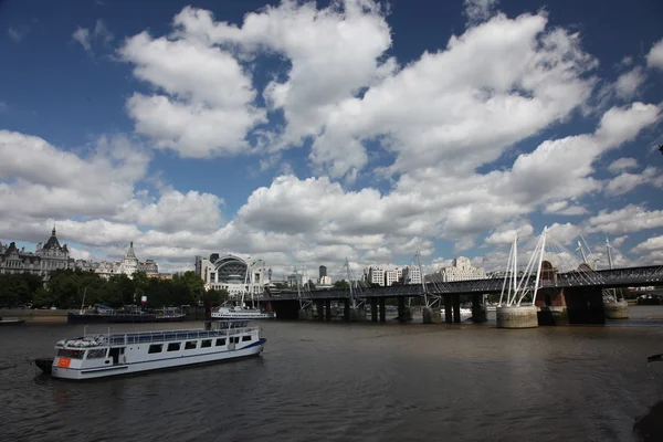 Floden Themsen, london, Storbritannien — Stockfoto