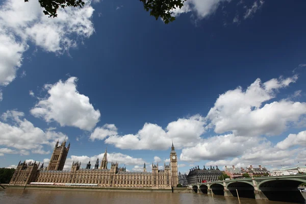 Біг-Бен та Вестмінстерський палац у Лондоні, Великобританія — стокове фото
