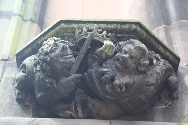 Del av exteriör inredning av chester cathedral, england — Stockfoto