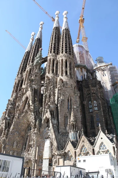 BARCELONA SPAIN - ИЮНЬ 9: La Sagrada Familia — стоковое фото