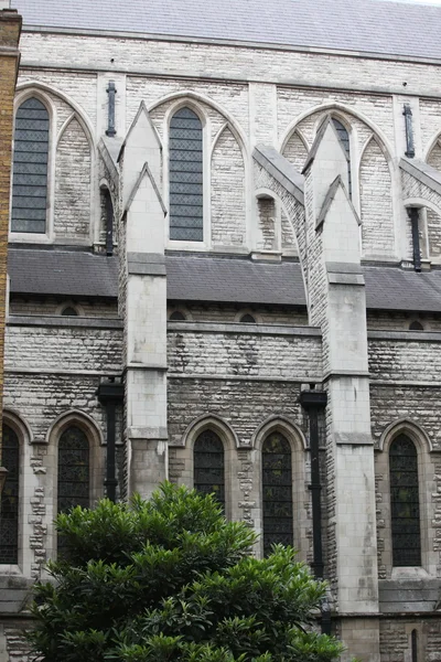 Elemento de decoración exterior de la catedral de Londres — Foto de Stock