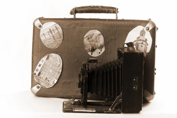 Suitcase and camera — Stock Photo, Image