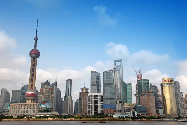 Šanghaj: Shanghai Pudong panoramatu pohled z Bund — Stock fotografie