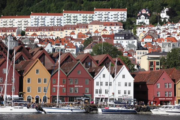 BERGEN, NORUEGA - CIRCA: Vistas de la ciudad Circa — Foto de Stock