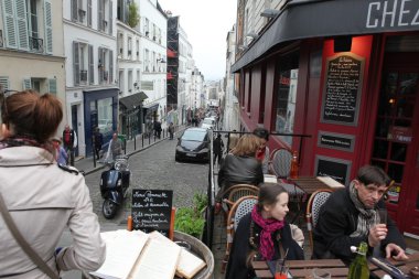 Görünümü tipik paris Cafe