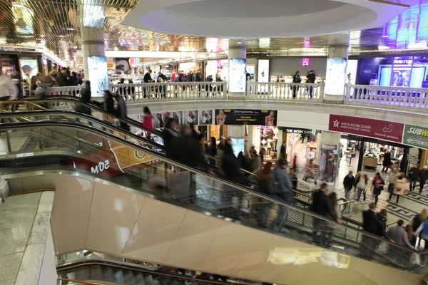 Ondergrondse winkelcentrum okhotny ryad — Stockfoto