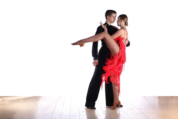 Bailarines latinos en salón aislados en blanco — Foto de Stock