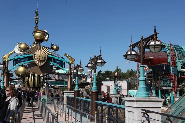 Locales y Turísticos en el Parque Disneyland —  Fotos de Stock