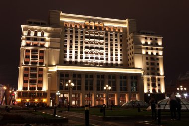 eski hotel moskva Doğu cephesi gece manzarası