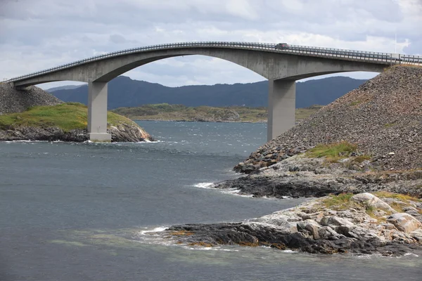 Storseisundet-silta — kuvapankkivalokuva