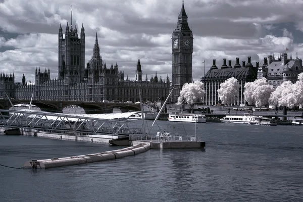 Big Ben e as Casas do Parlamento — Fotografia de Stock