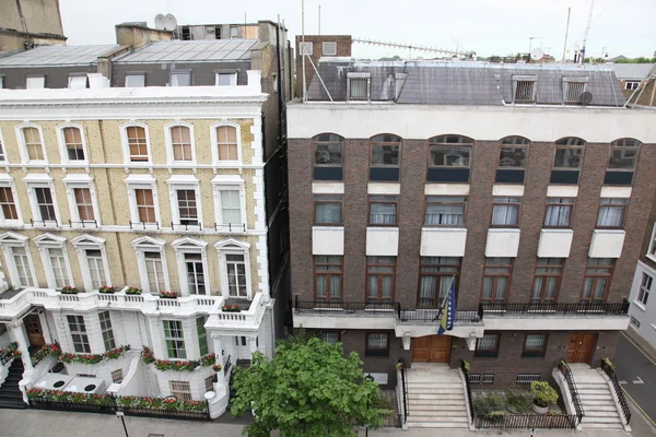 Façades de bâtiments dans le centre de Londres — Photo