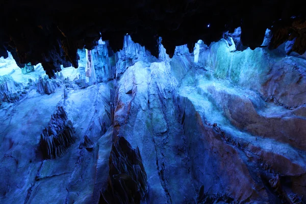 Grotte di flauto Reed a Guilin, provincia del Guangxi, Cina — Foto Stock