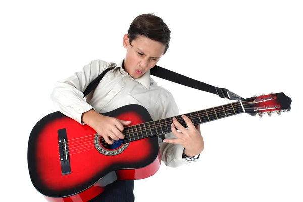 Молодой гитарист — стоковое фото