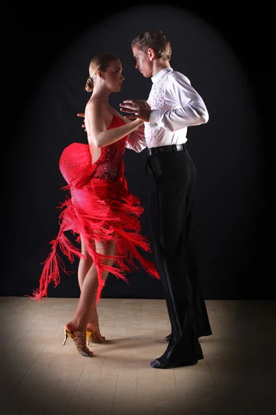 Latino tancerzy — Zdjęcie stockowe