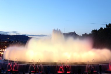 barcelona, İspanya ünlü montjuic çeşme