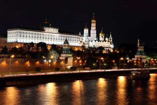 Famous and Beautiful Night View of Moskva river and Moscow Kreml Stock Picture